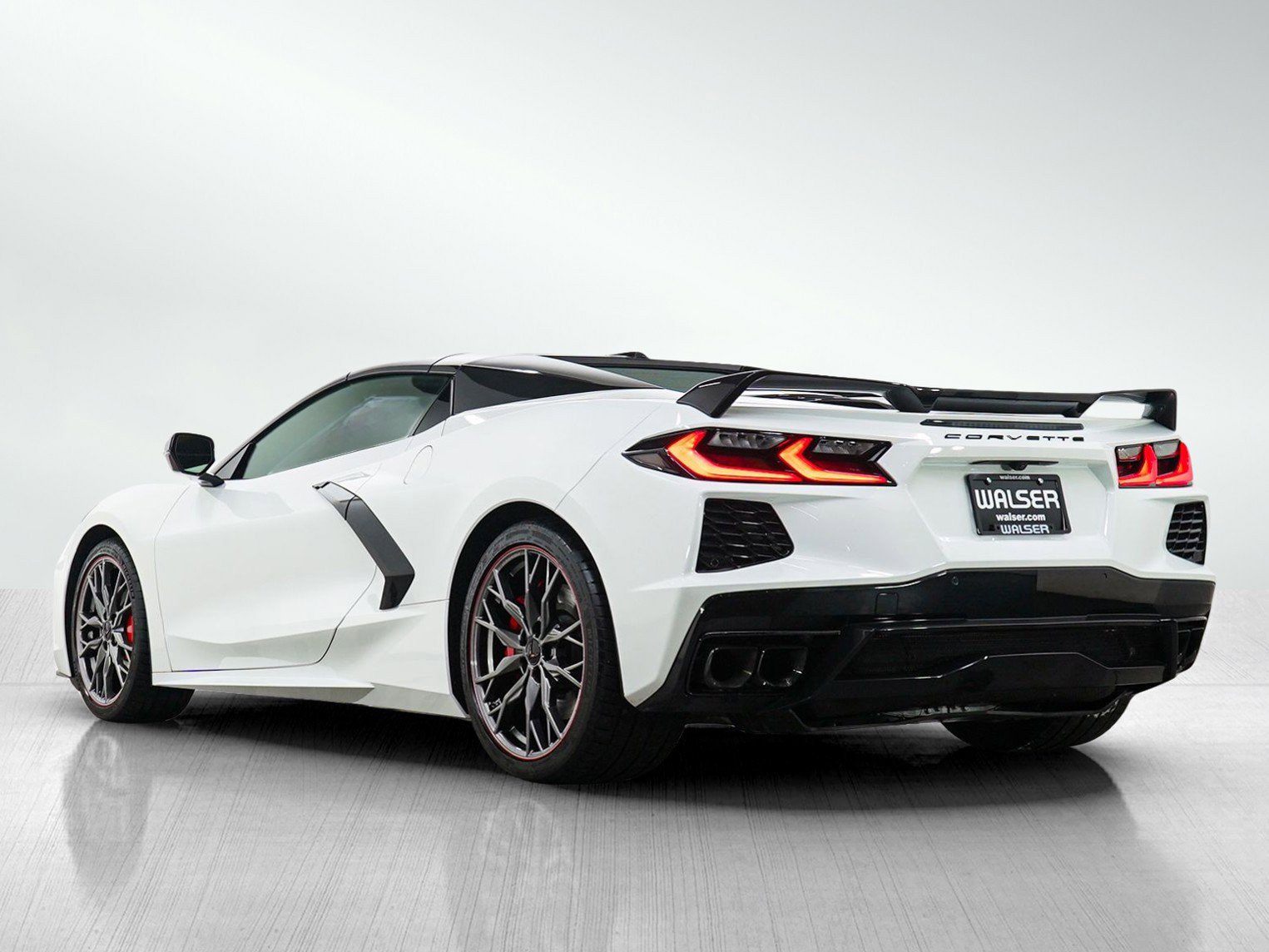 Used 2024 Chevrolet Corvette Stingray Preferred Conv w/ Z51 Performance Package image 3