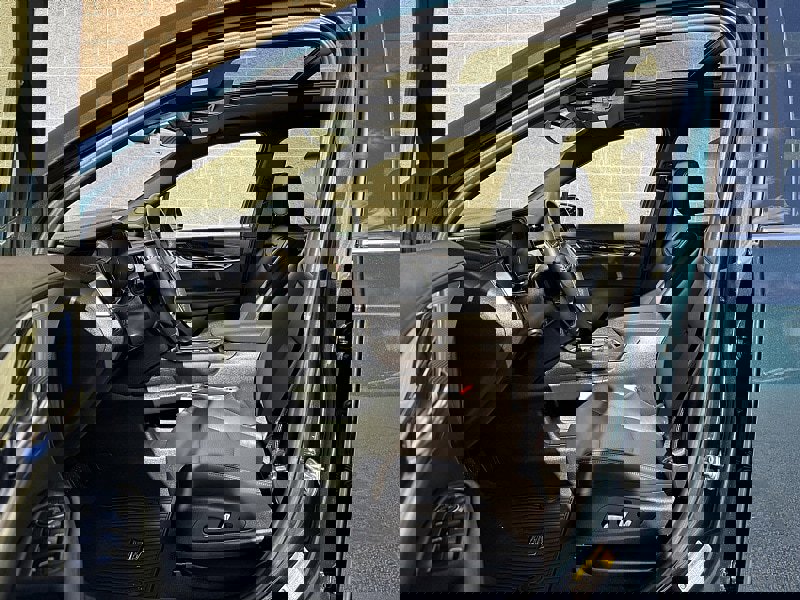 Used 2024 Cadillac XT6 Premium Luxury image 25