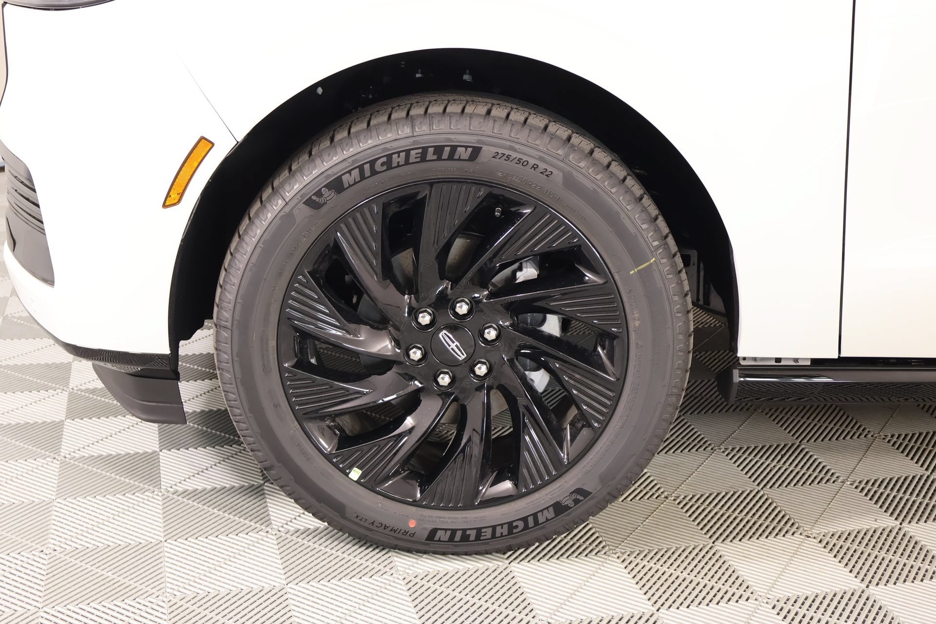 New 2027 Lincoln Navigator Reserve w/ Jet Appearance Package AWD/4WD image 19