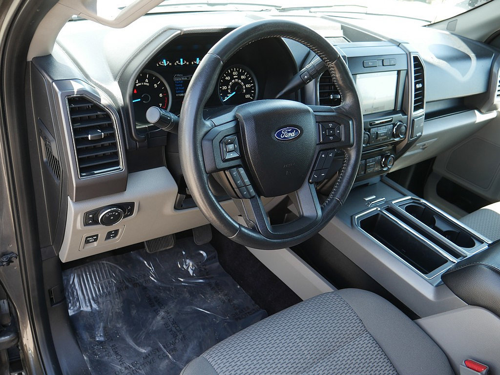 Used 2017 Ford F150 XLT w/ Equipment Group 302A Luxury AWD/4WD image 12