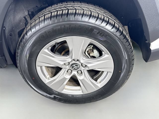 Certified 2023 Toyota RAV4 XLE FWD image 31