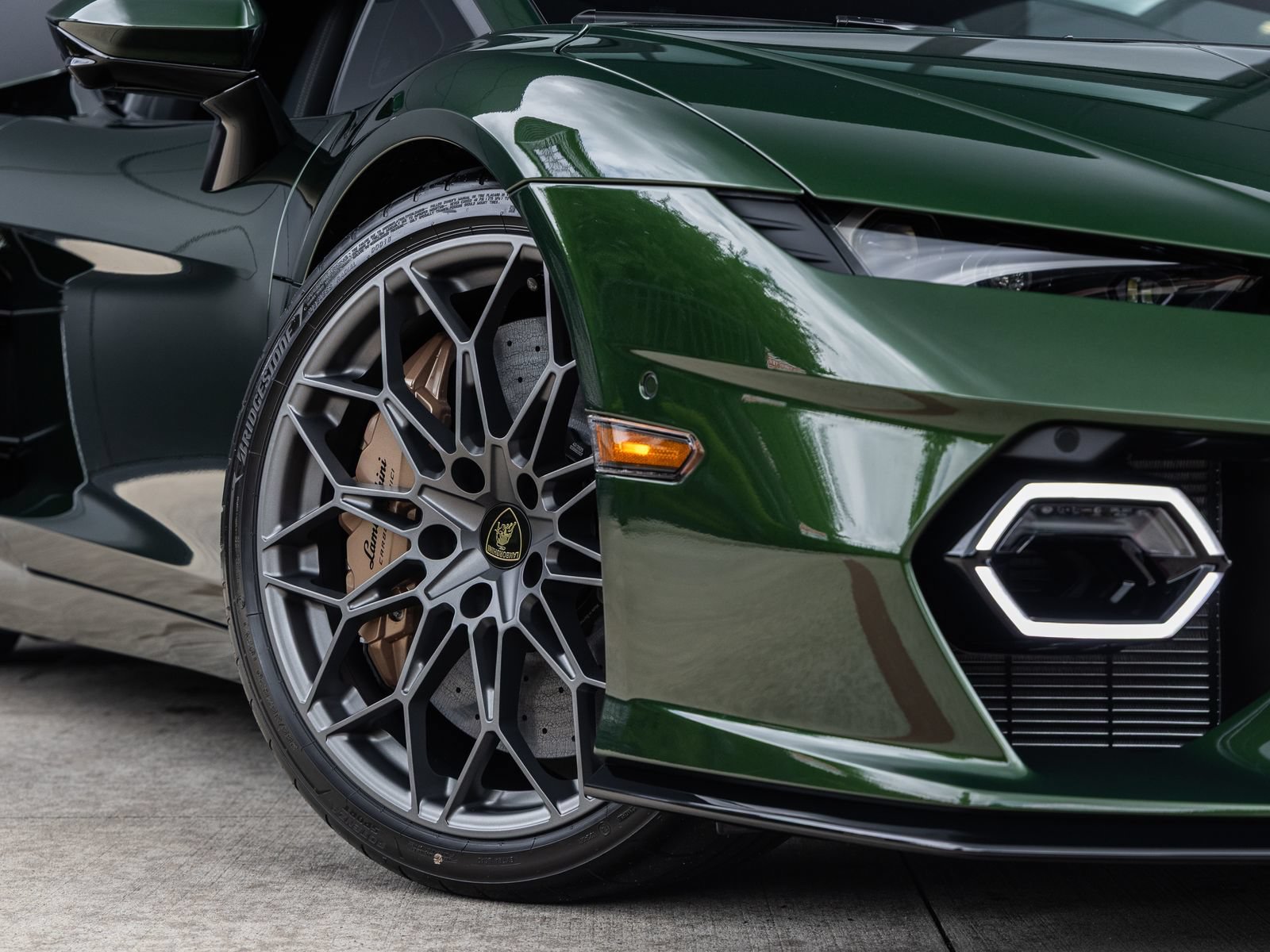 Used 2026 Lamborghini Temerario AWD/4WD image 30