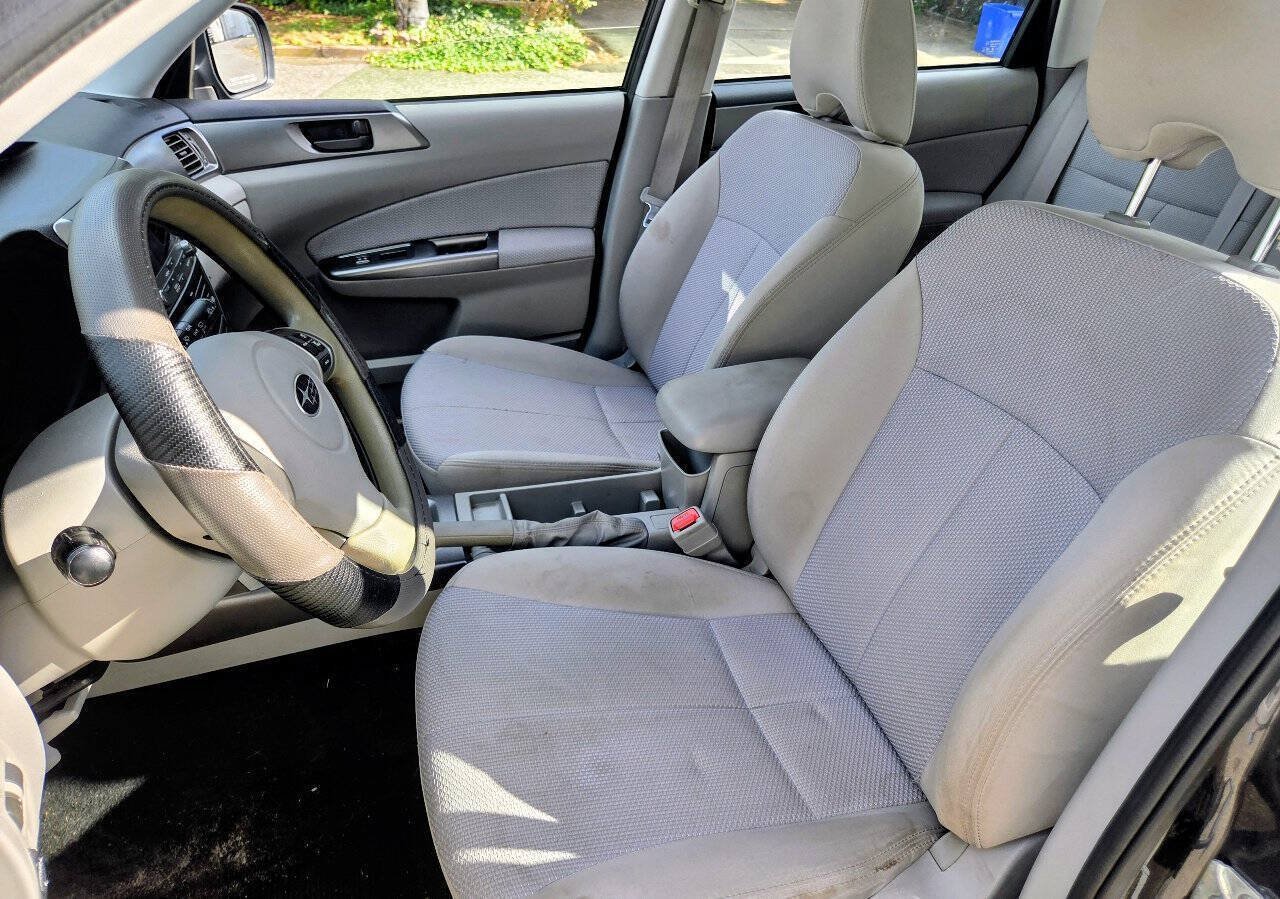 Used 2012 Subaru Forester 2.5X w/ Alloy Wheel Pkg AWD/4WD image 11