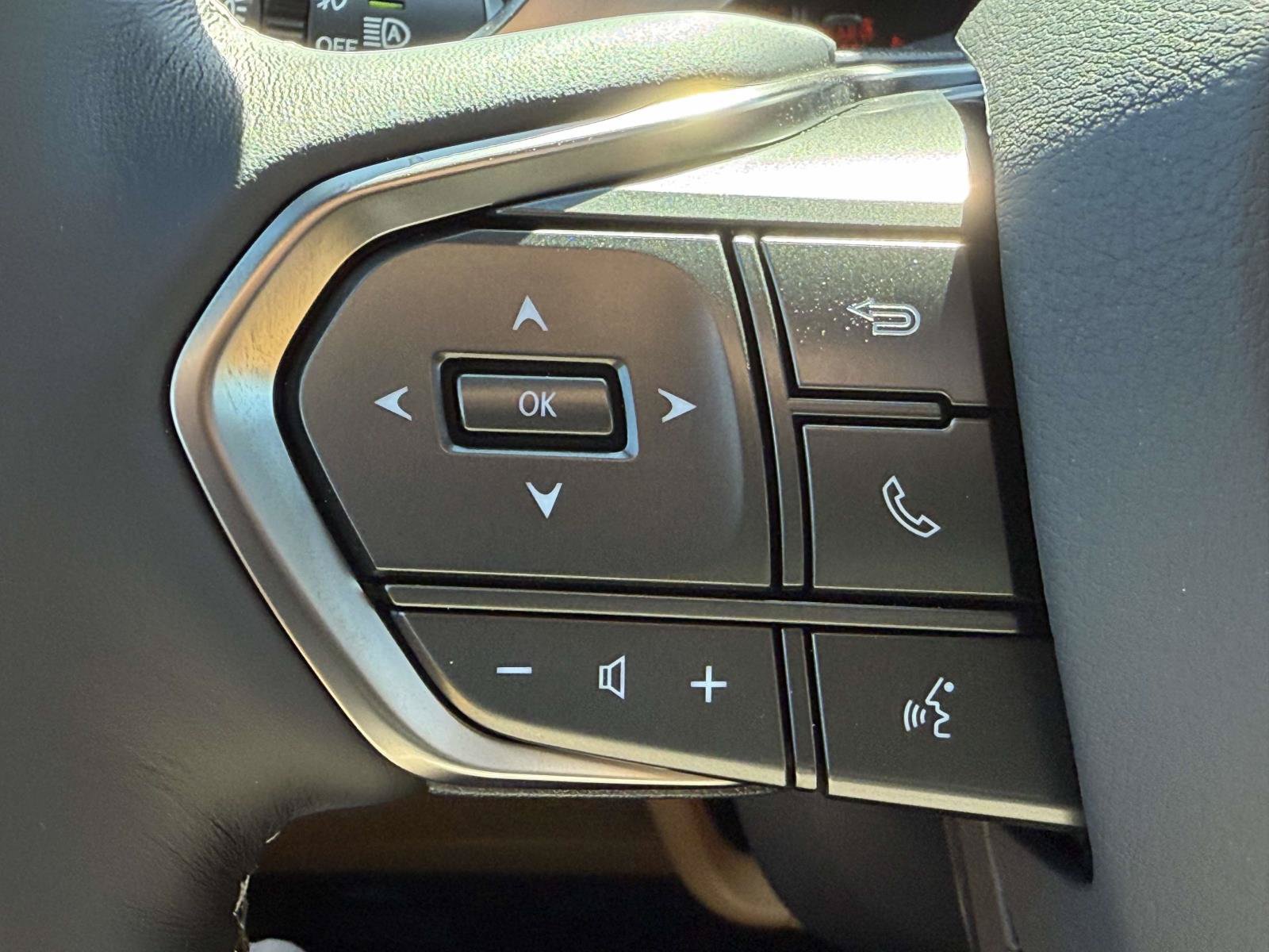 New 2026 Lexus LX 600 4WD w/ Appearance Package image 18