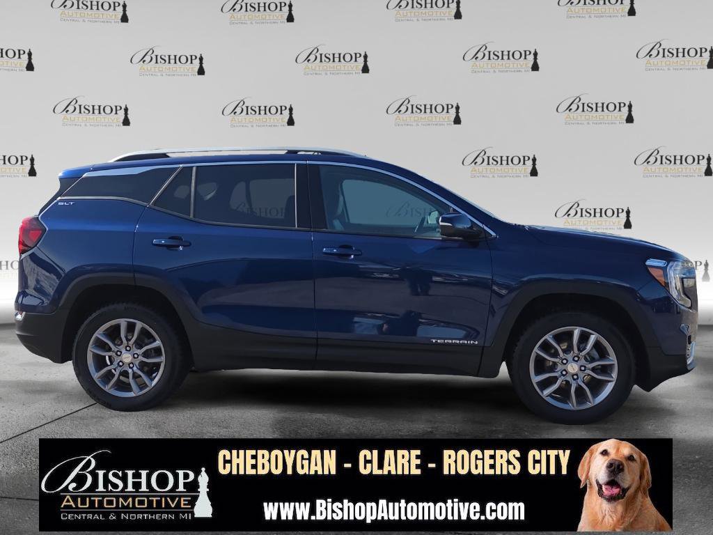 Used 2022 GMC Terrain SLT image 23