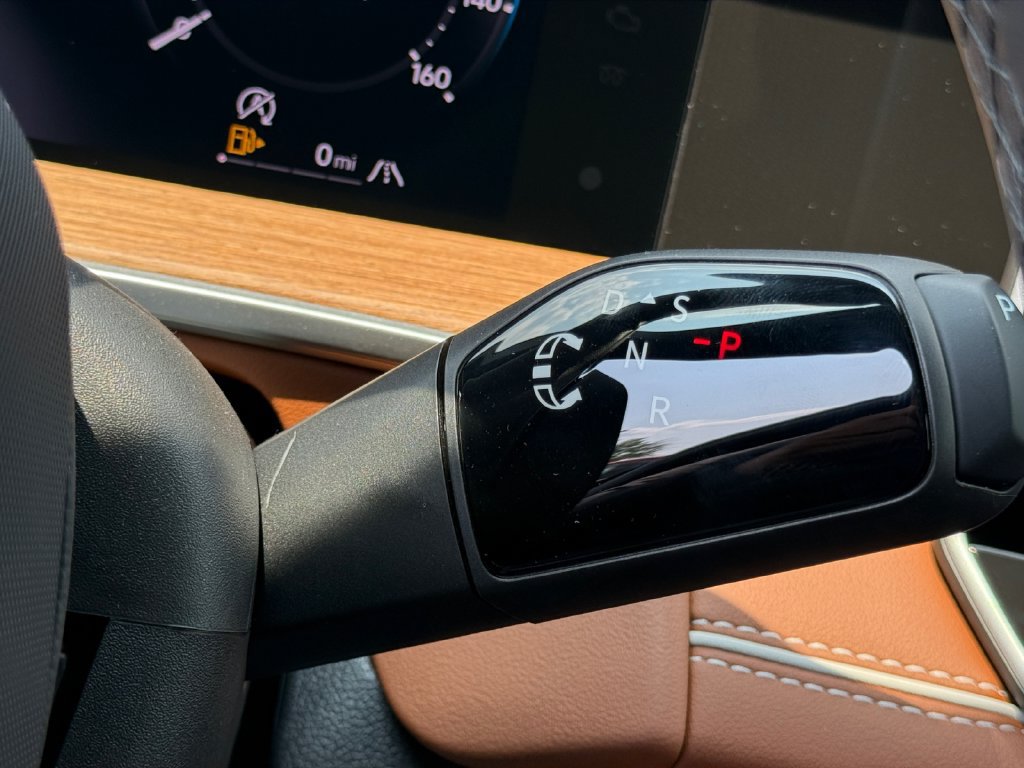 New 2026 Volkswagen Tiguan SEL R-Line AWD/4WD image 21