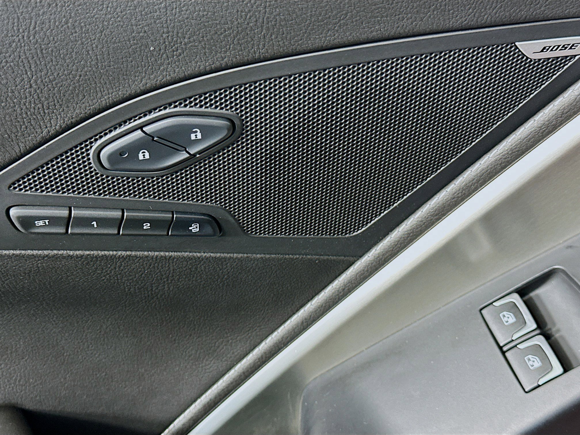 Used 2016 Chevrolet Corvette Stingray Coupe w/ 2LT Preferred Equipment Group image 15