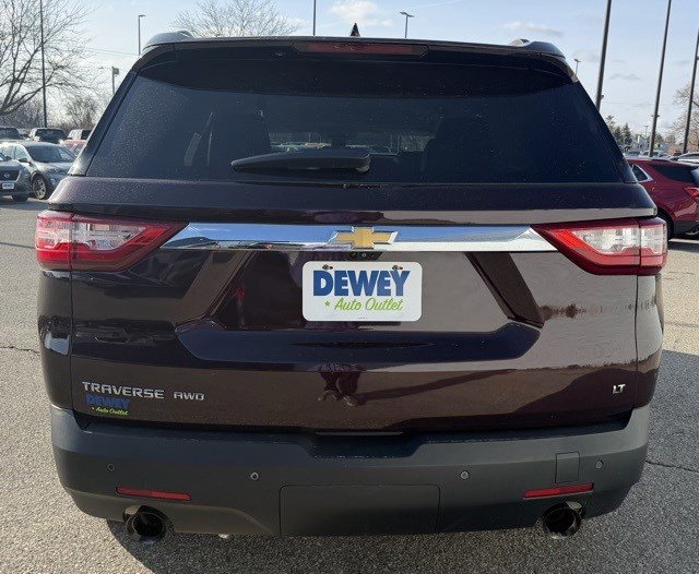 Used 2019 Chevrolet Traverse LT w/ LT Premium Package image 4