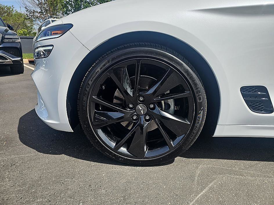Used 2023 Genesis G70 2.0T w/ Sport Prestige Package image 9