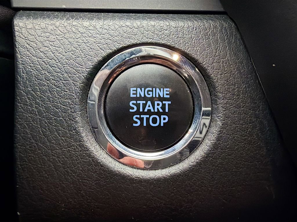 Used 2023 Toyota Camry XSE image 33