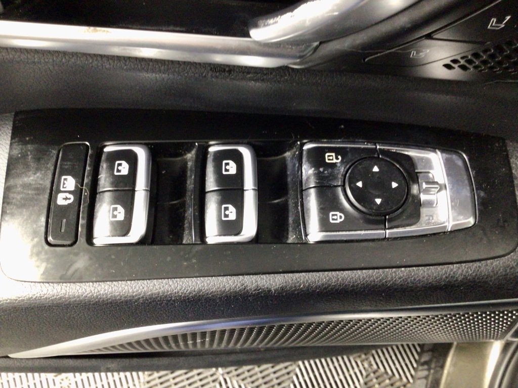 Used 2021 Kia Telluride SX w/ SX Prestige Package image 17