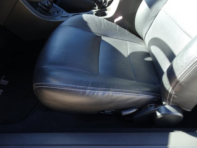 Used 2001 Ford Mustang GT Premium RWD image 9