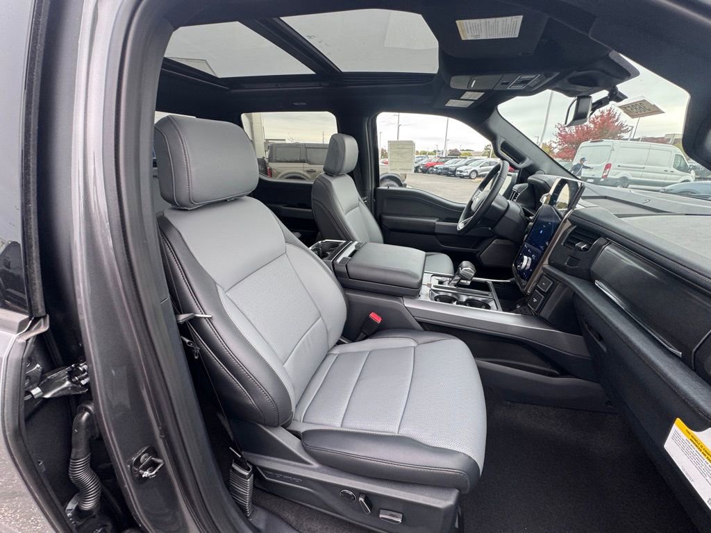 New 2025 Ford F150 Lightning Lariat image 21