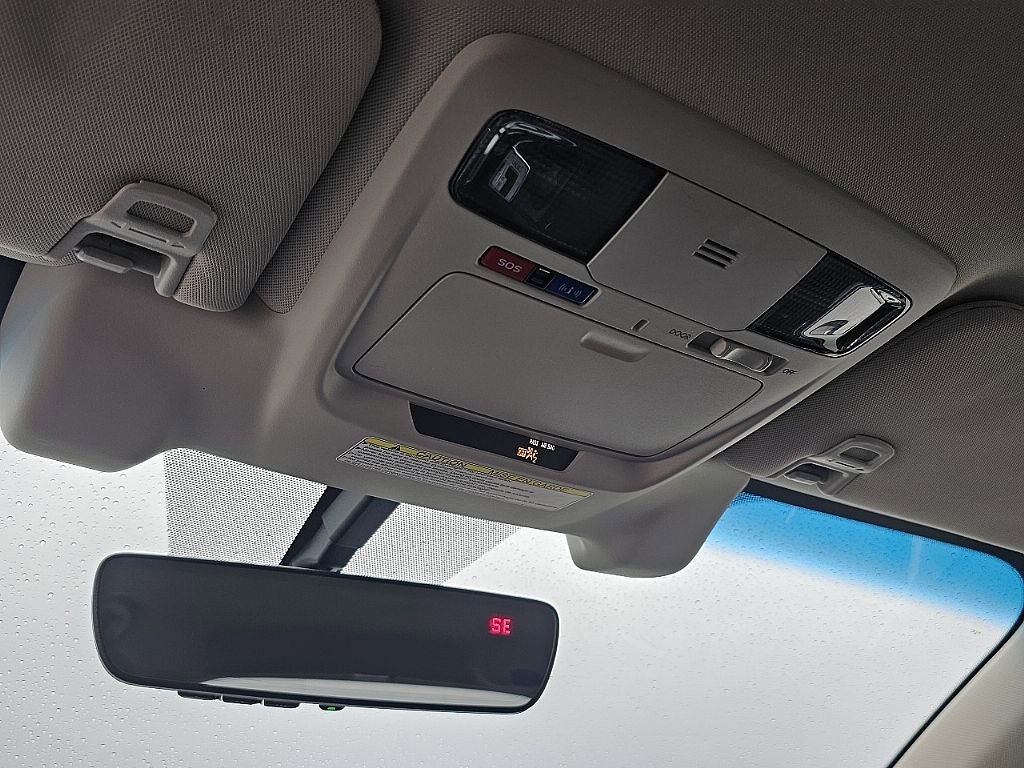 Used 2018 Subaru Outback 2.5i Premium image 28