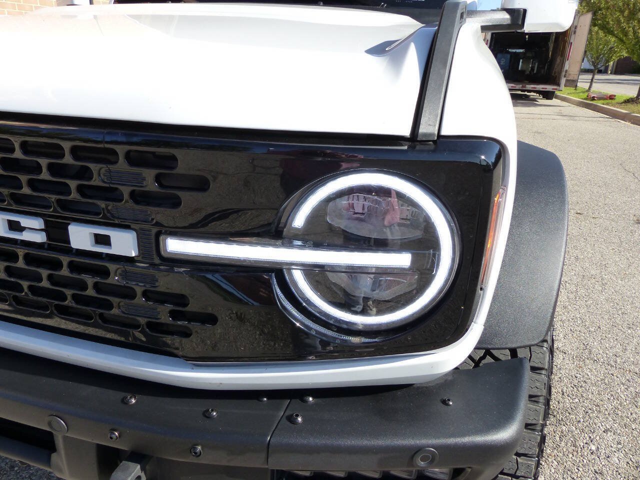 Used 2025 Ford Bronco Outer Banks AWD/4WD image 17