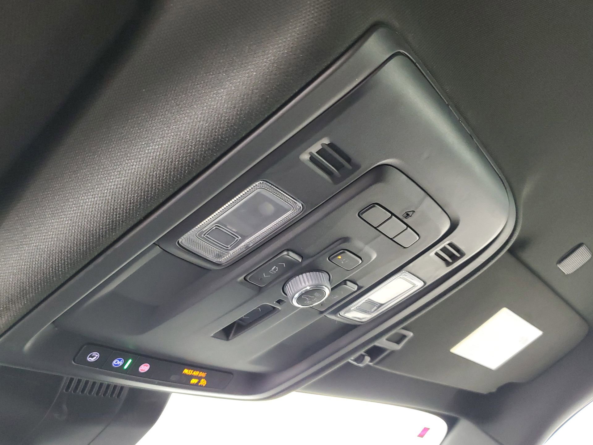 Used 2023 GMC Yukon Denali image 43