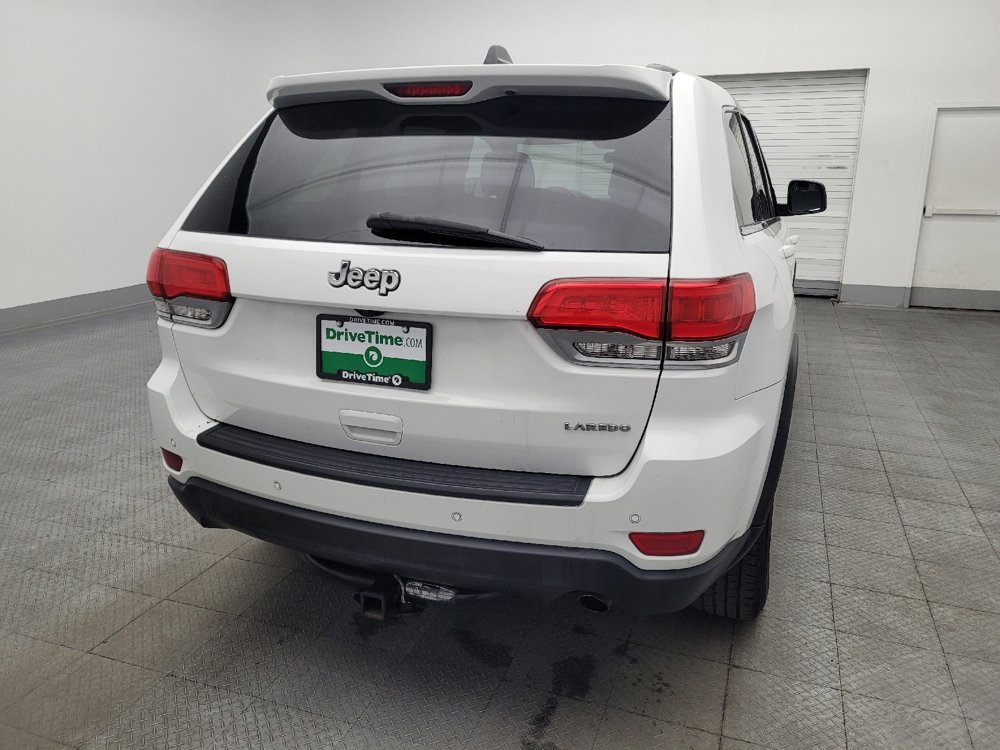 Used 2019 Jeep Grand Cherokee Laredo RWD image 7