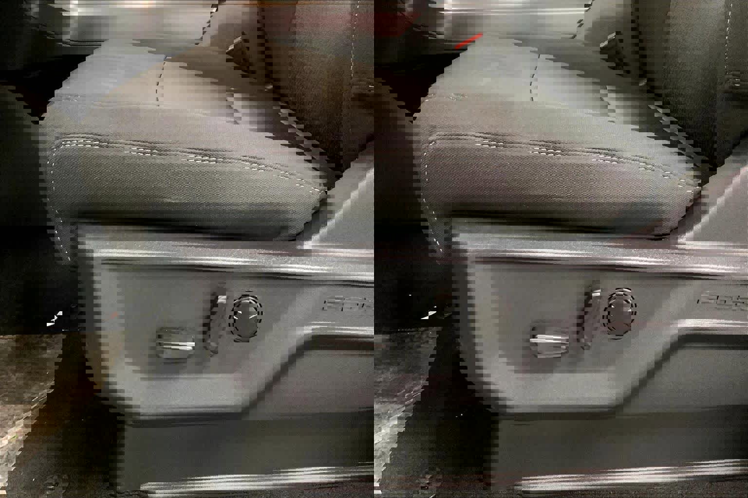 New 2026 Ford F150 XLT w/ Equipment Group 302A MID image 19