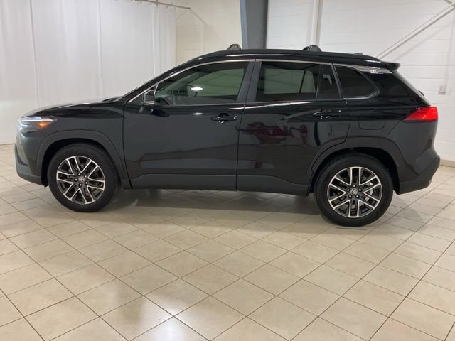 Used 2026 Toyota Corolla Cross XLE w/ Convenience Package AWD/4WD image 2