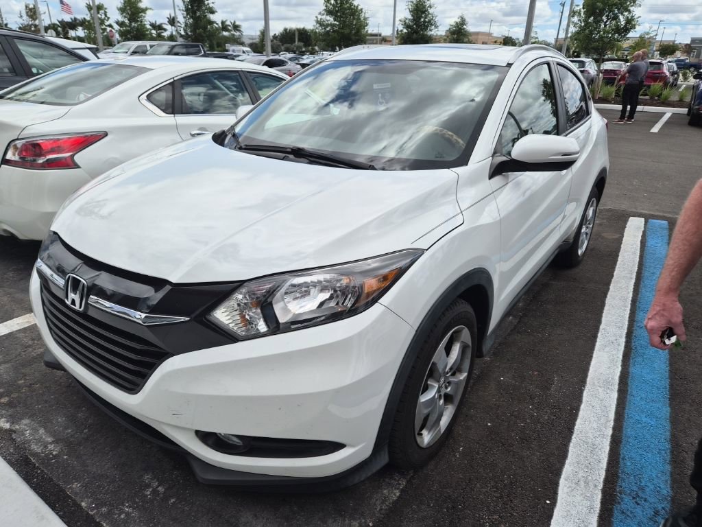 Used 2016 Honda HR-V EX-L image 2