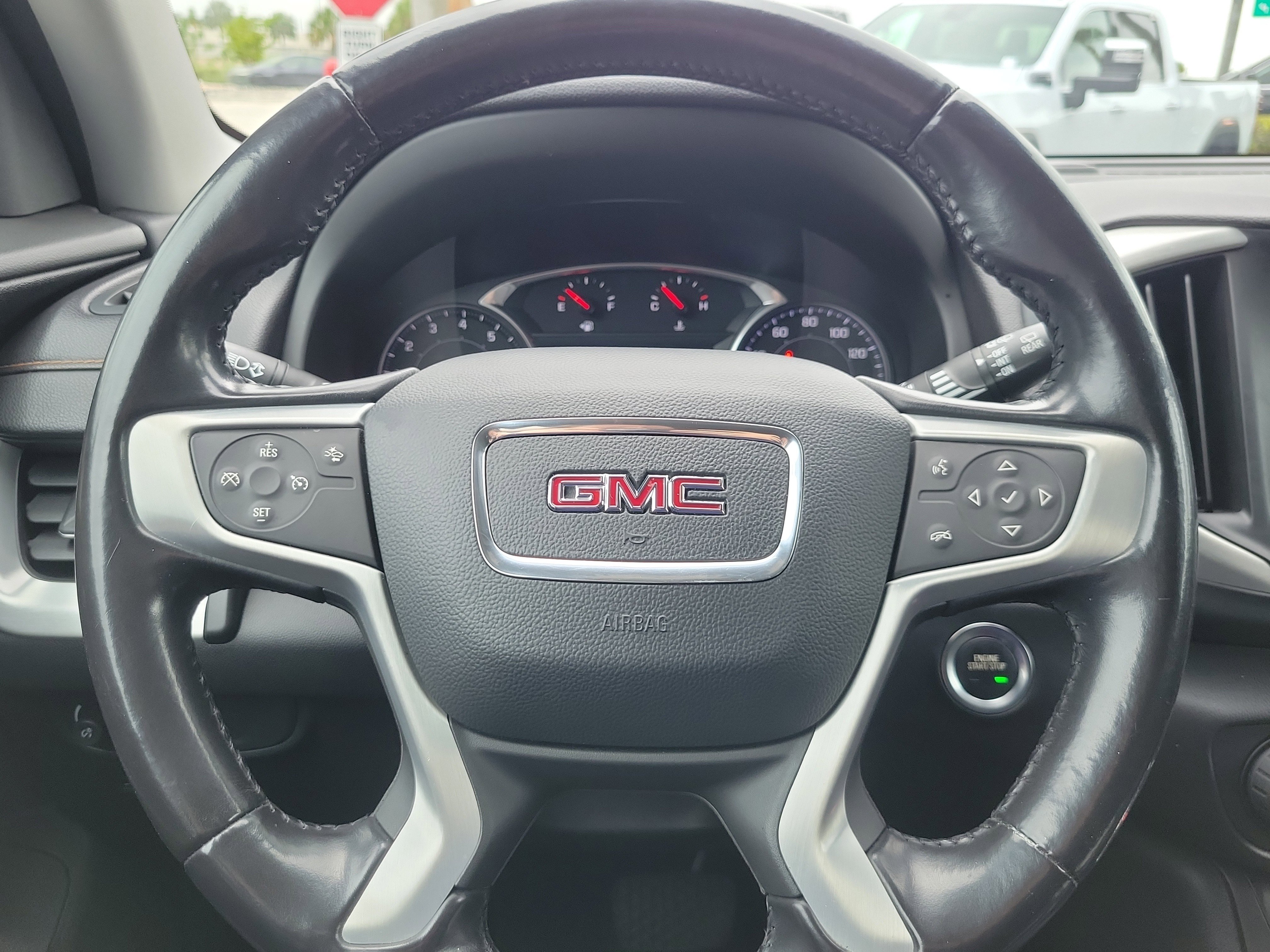 Used 2020 GMC Terrain SLE image 17
