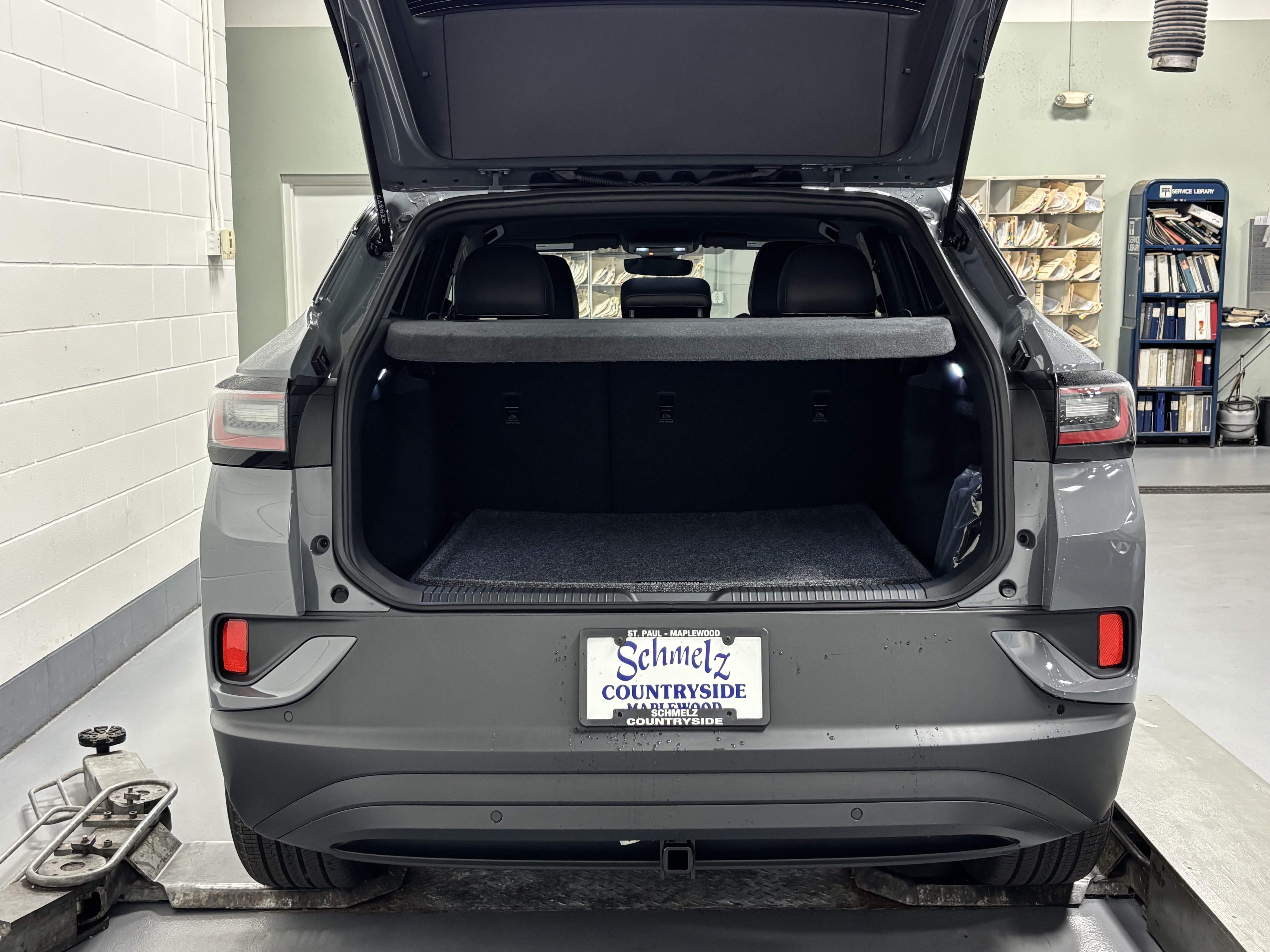 Used 2025 Volkswagen ID.4 Pro AWD/4WD image 28