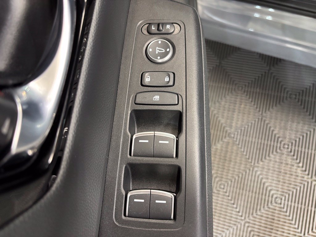 Certified 2026 Honda CR-V EX-L image 28