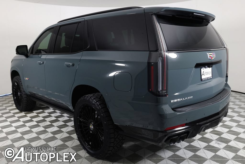 Used 2026 Cadillac Escalade V AWD/4WD image 7
