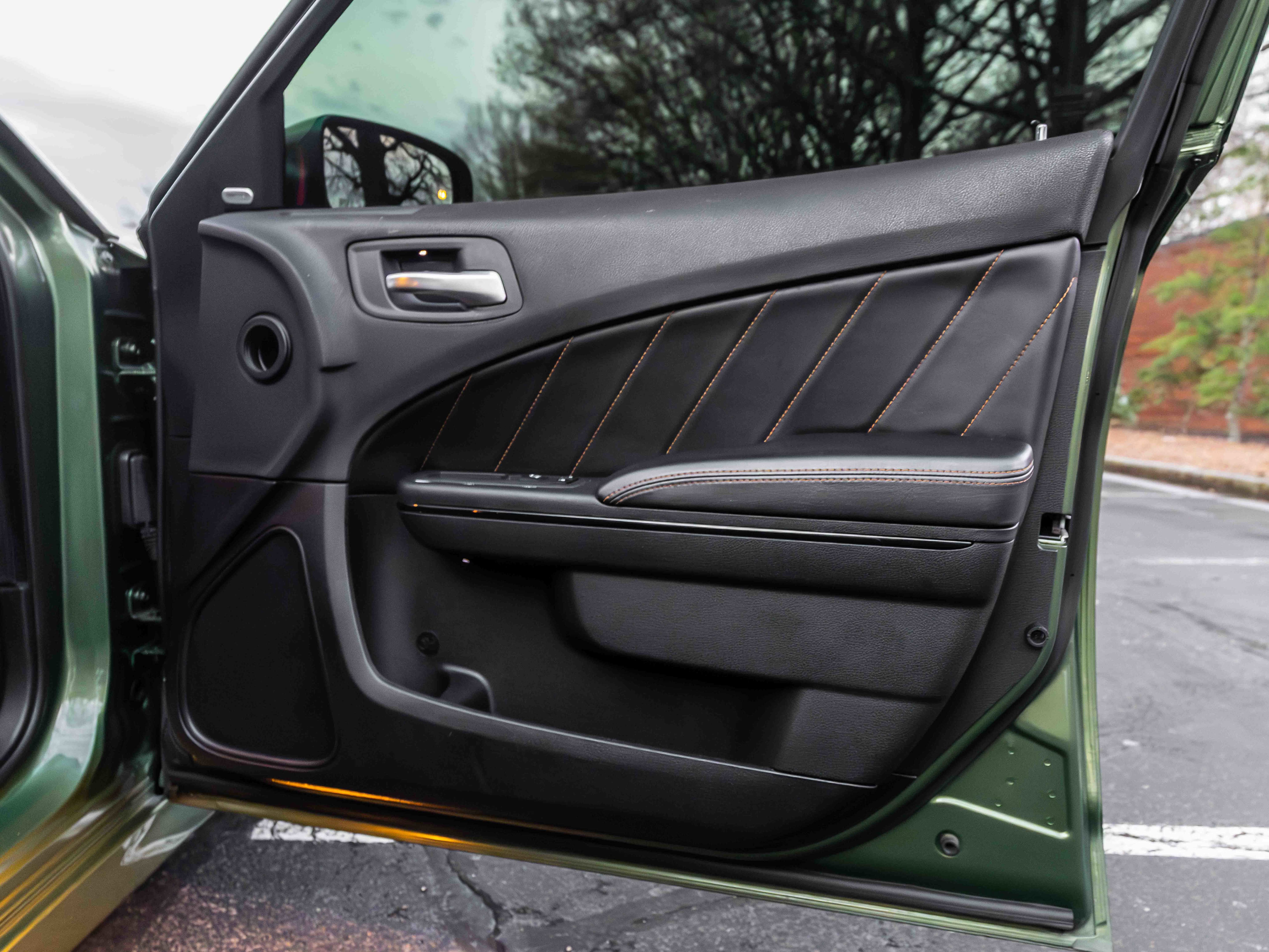 Used 2018 Dodge Charger R/T RWD image 31
