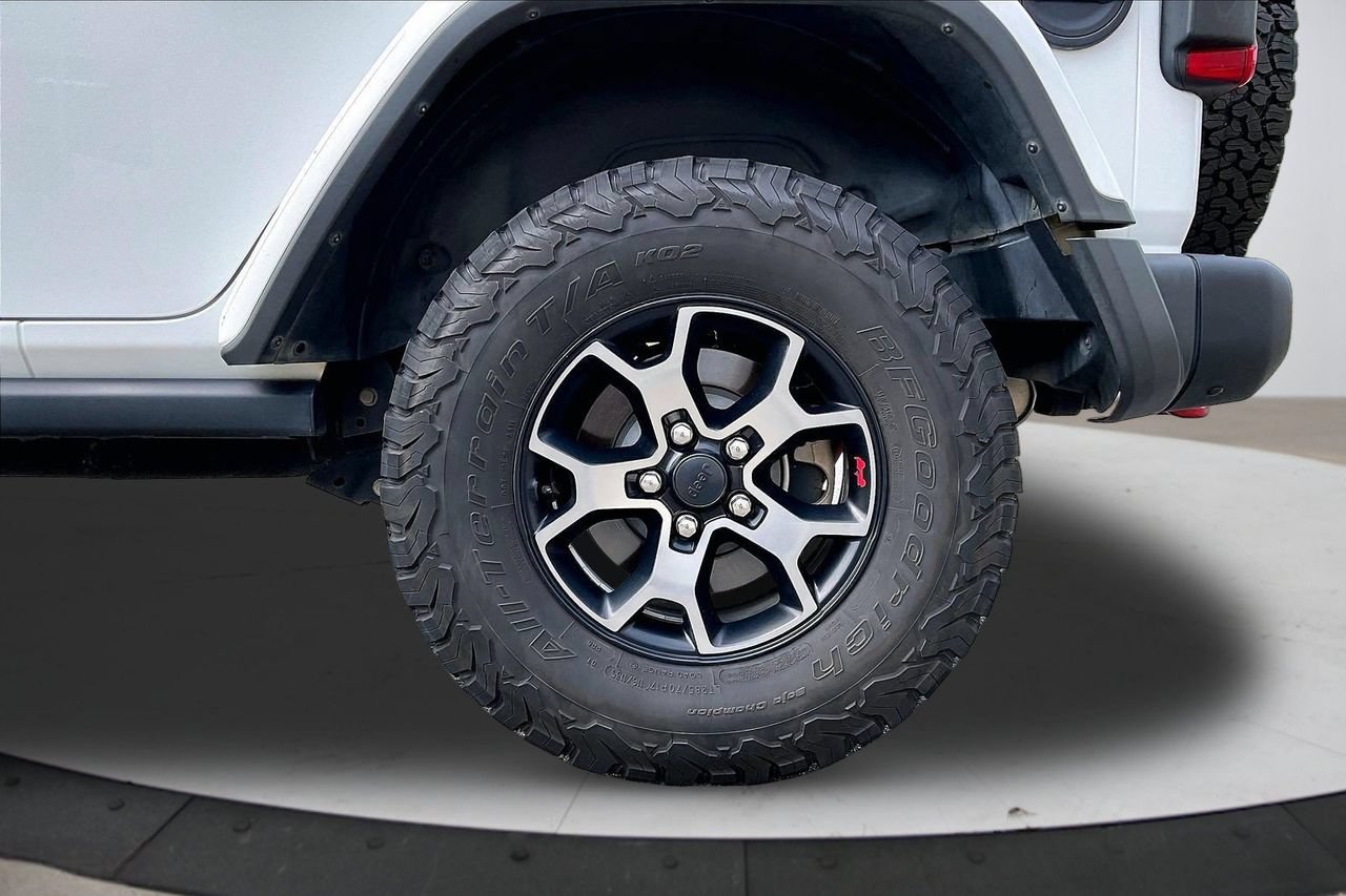 Certified 2018 Jeep Wrangler Unlimited Rubicon AWD/4WD image 35