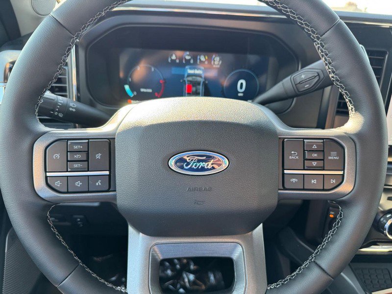 New 2026 Ford F250 Lariat w/ Black Appearance Package image 21