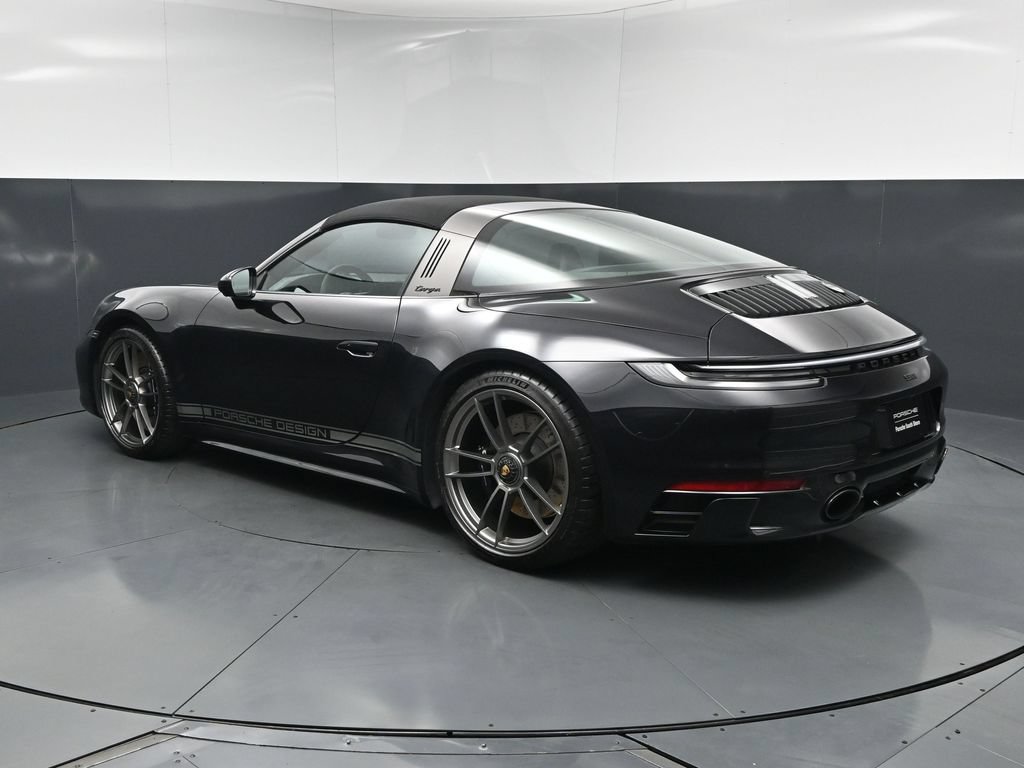Used 2023 Porsche 911 50th Anniversary Edition AWD/4WD image 3