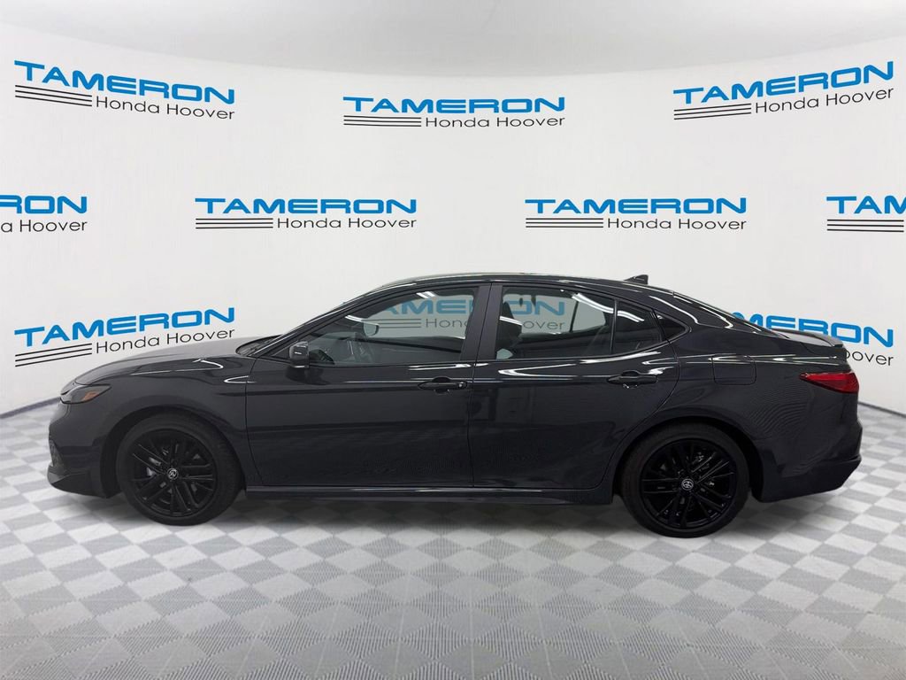 Used 2026 Toyota Camry SE w/ Convenience Package image 2