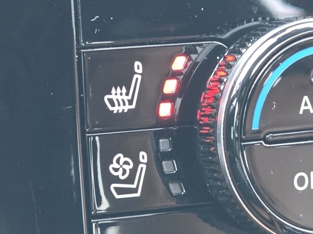 Certified 2024 INFINITI QX80 Sensory image 8