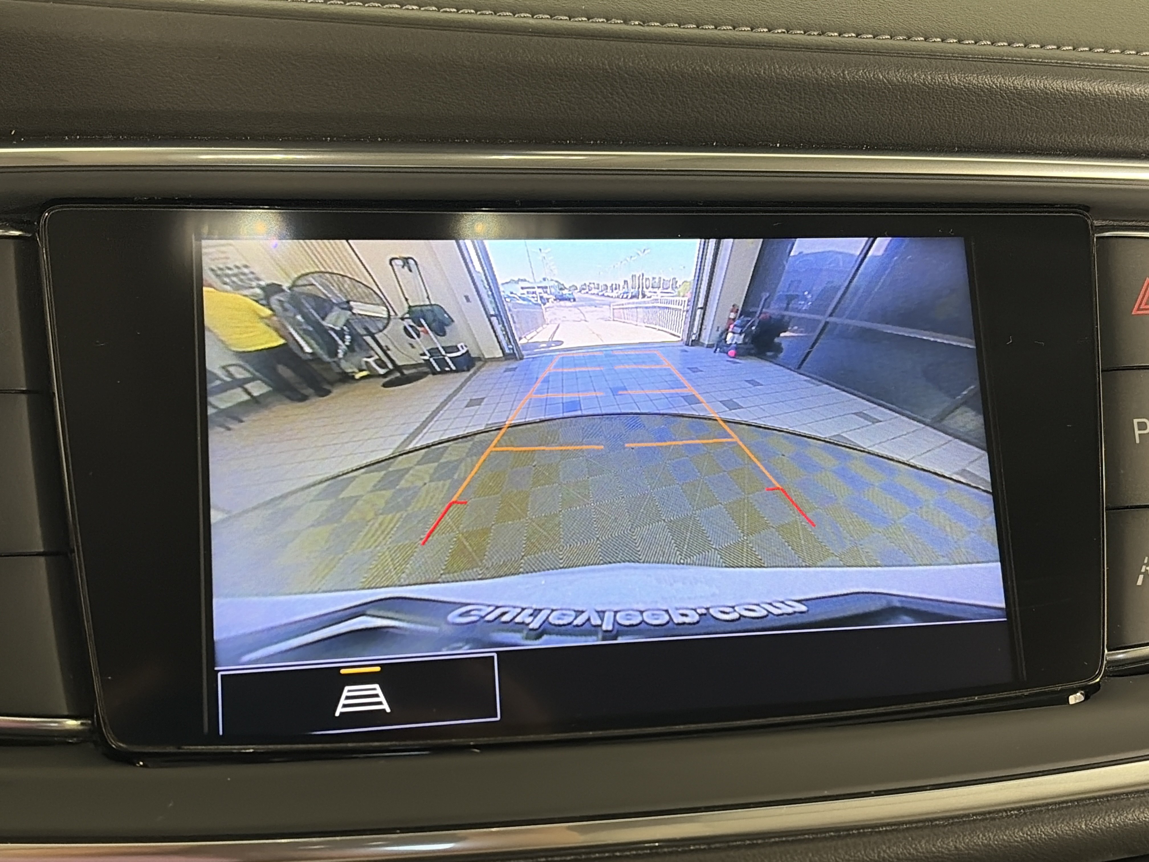 Used 2024 Buick Enclave Essence FWD image 23