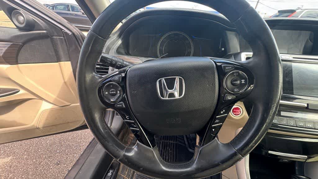 Used 2017 Honda Accord EX-L image 16