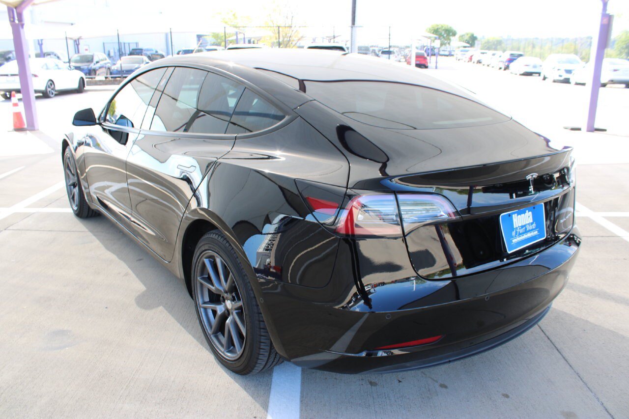 Used 2022 Tesla Model 3 Long Range AWD/4WD image 3