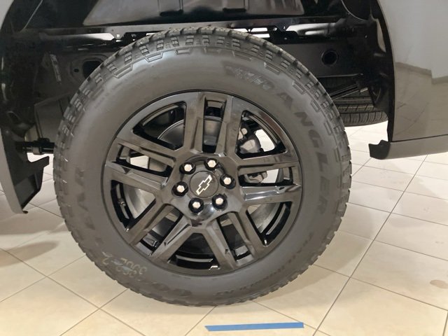 New 2026 Chevrolet Silverado 1500 Custom w/ Turbomax Blackout Package image 28