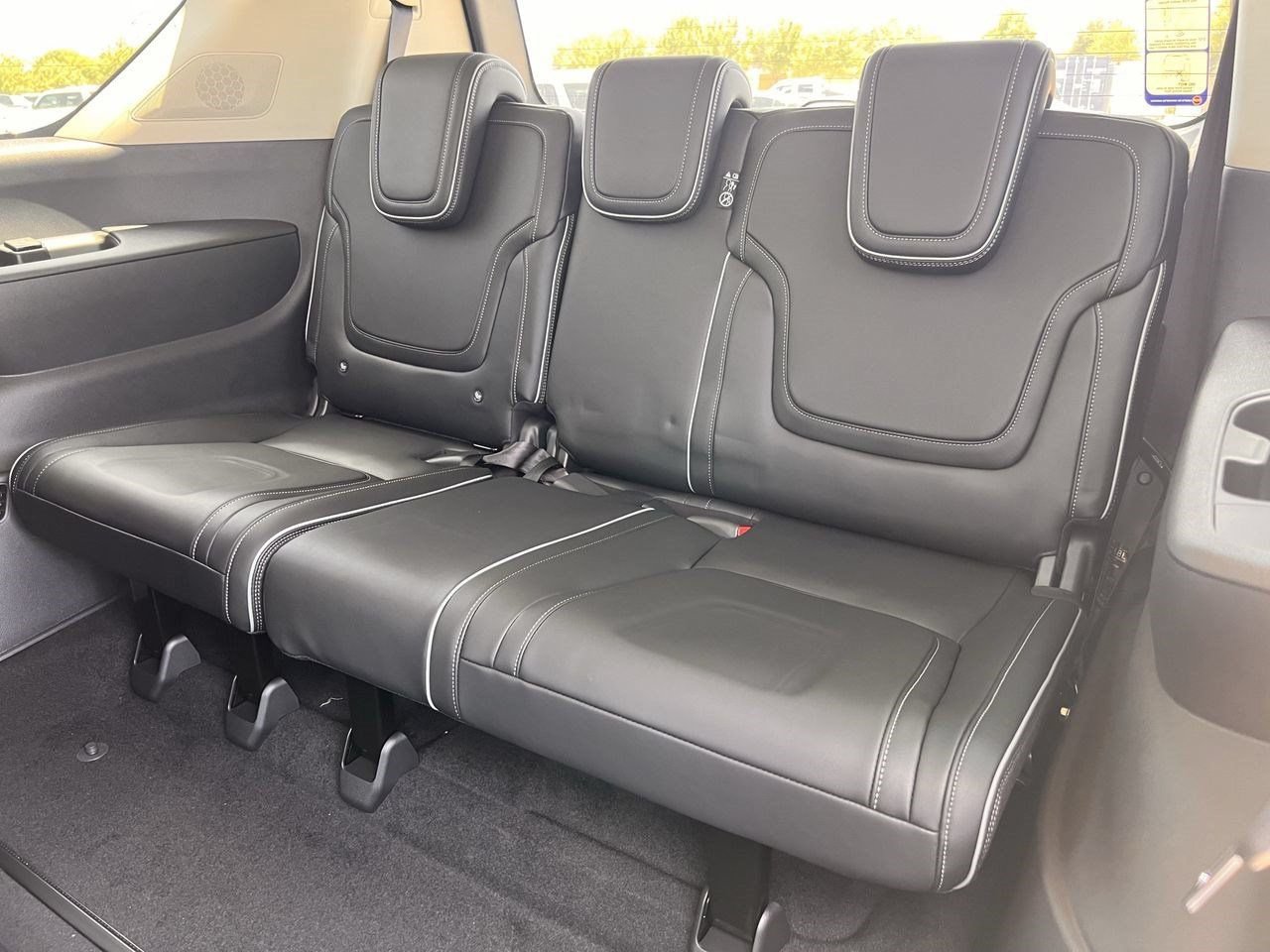 New 2027 INFINITI QX80 Luxe RWD image 27