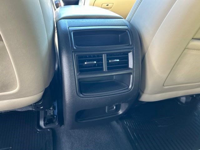 Used 2018 Cadillac XT5 Luxury w/ Driver Awareness Package AWD/4WD image 46