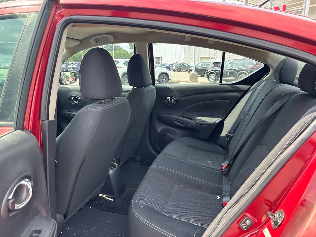 Used 2017 Nissan Versa SV w/ Fog Lights Package FWD image 7