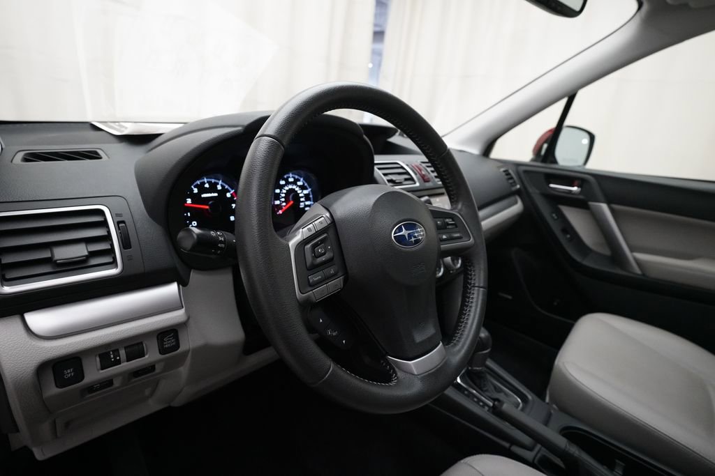 Used 2016 Subaru Forester 2.5i Touring w/ Eyesight & Navigation System image 8