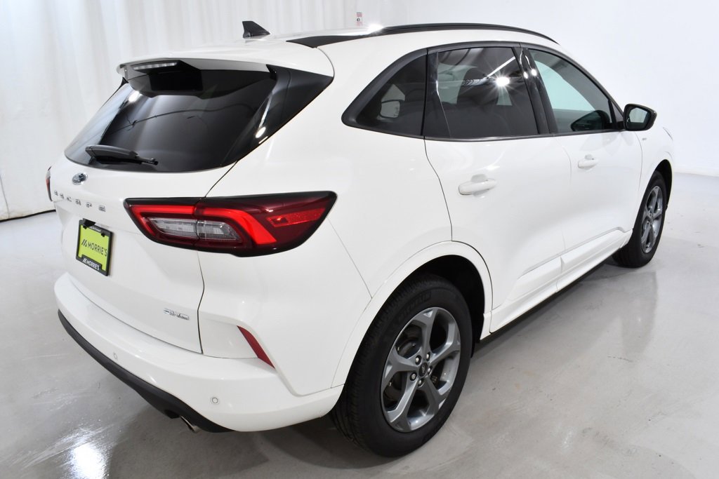 Used 2023 Ford Escape ST-Line w/ Tech Pack #1 image 11