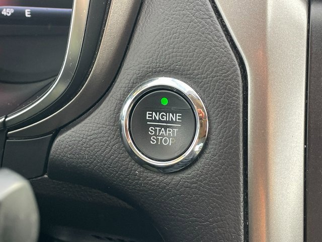 Used 2017 Ford Fusion SE w/ Equipment Group 201A image 20