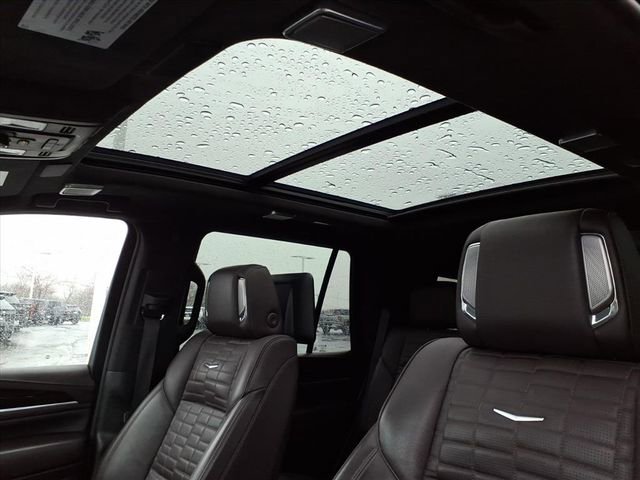 Used 2024 Cadillac Escalade Sport Platinum w/ LPO, ONYX Package image 14
