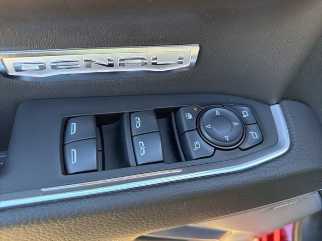 Used 2024 GMC Sierra 1500 Denali image 25