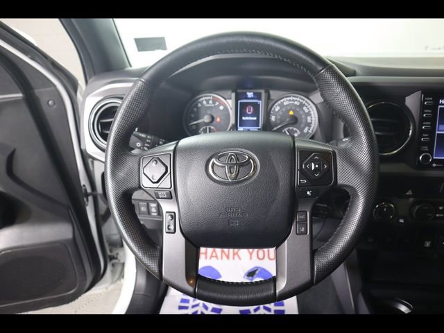 Used 2022 Toyota Tacoma TRD Off-Road AWD/4WD image 20