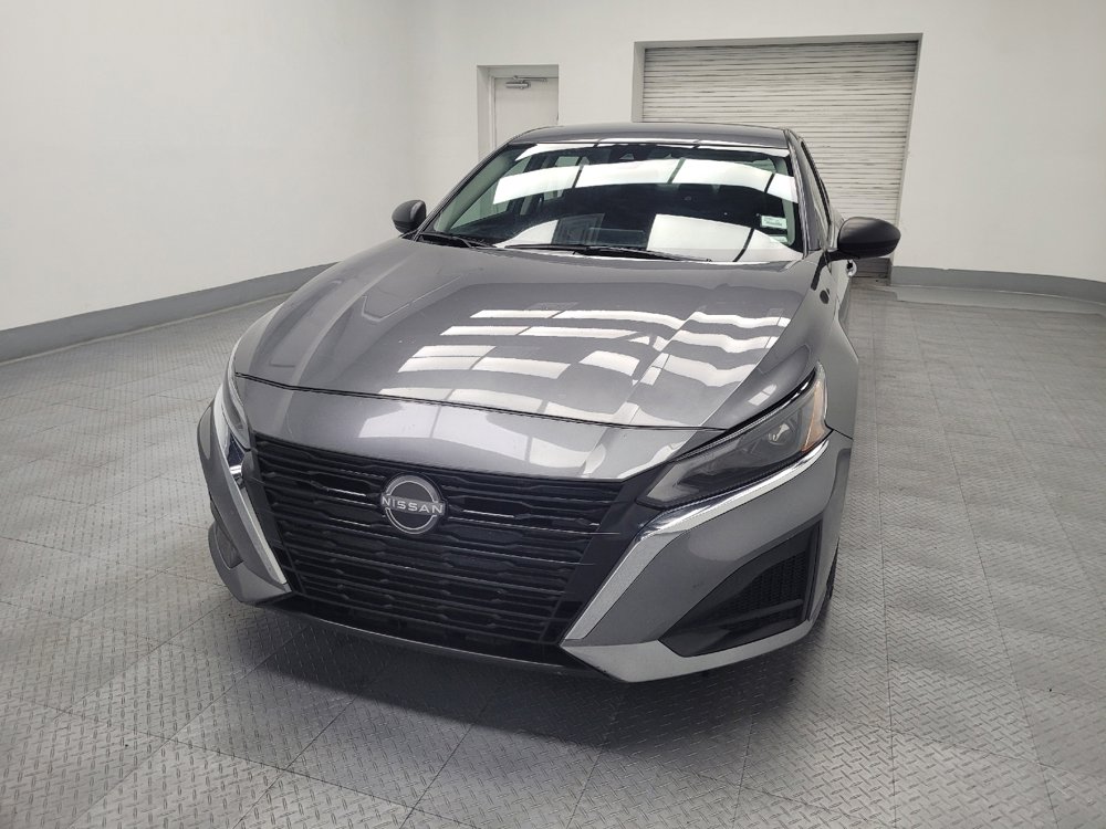 Used 2024 Nissan Altima 2.5 SV image 15