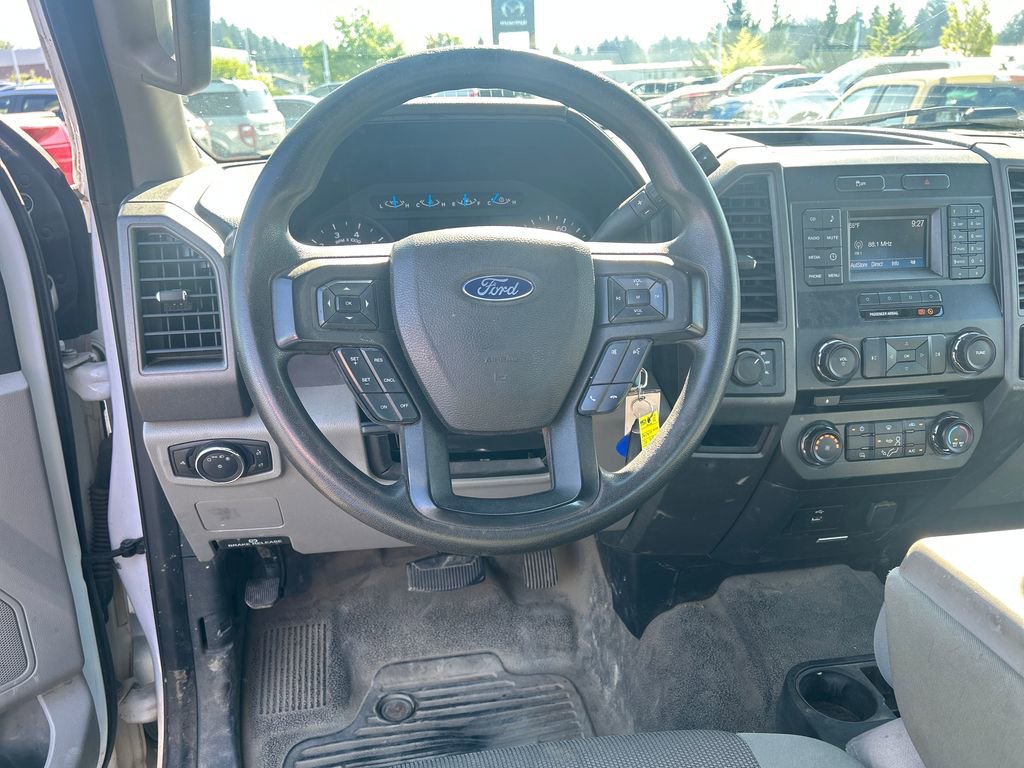 Used 2017 Ford F250 XL w/ Power Equipment Group AWD/4WD image 7