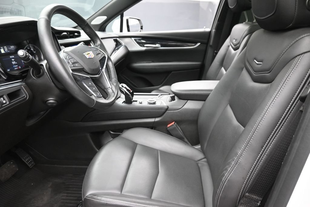 Used 2023 Cadillac XT5 Premium Luxury AWD/4WD image 16